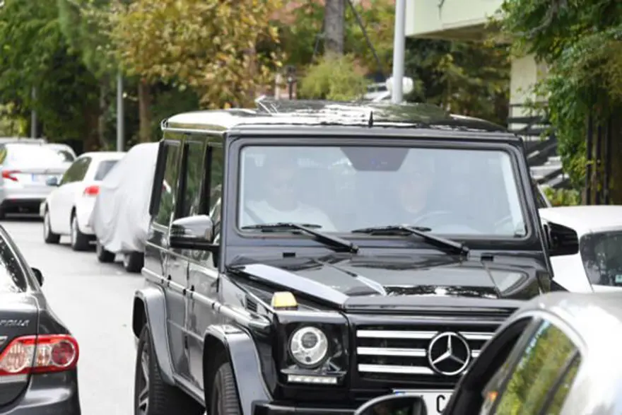 Kenan İmirzalıoğlu Etiler'i altüst etti 3