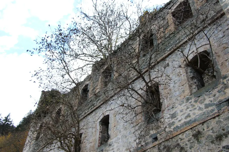 Vazelon Manastırı’nın restorasyonu başka bahara kaldı 6