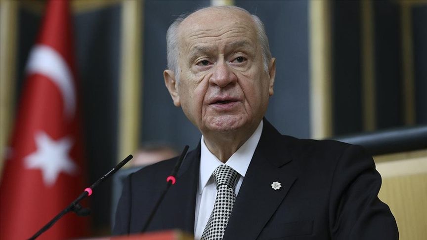 Bahçeli'den Van kararına eleştiri