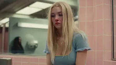 Sydney Sweeney, Euphoria setine geri döndü: "Ailemin yanına dönmek gibi"