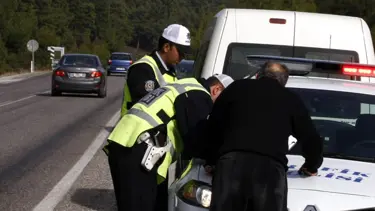 9 kez ceza yedi, 10'uncu da kaza yaptı