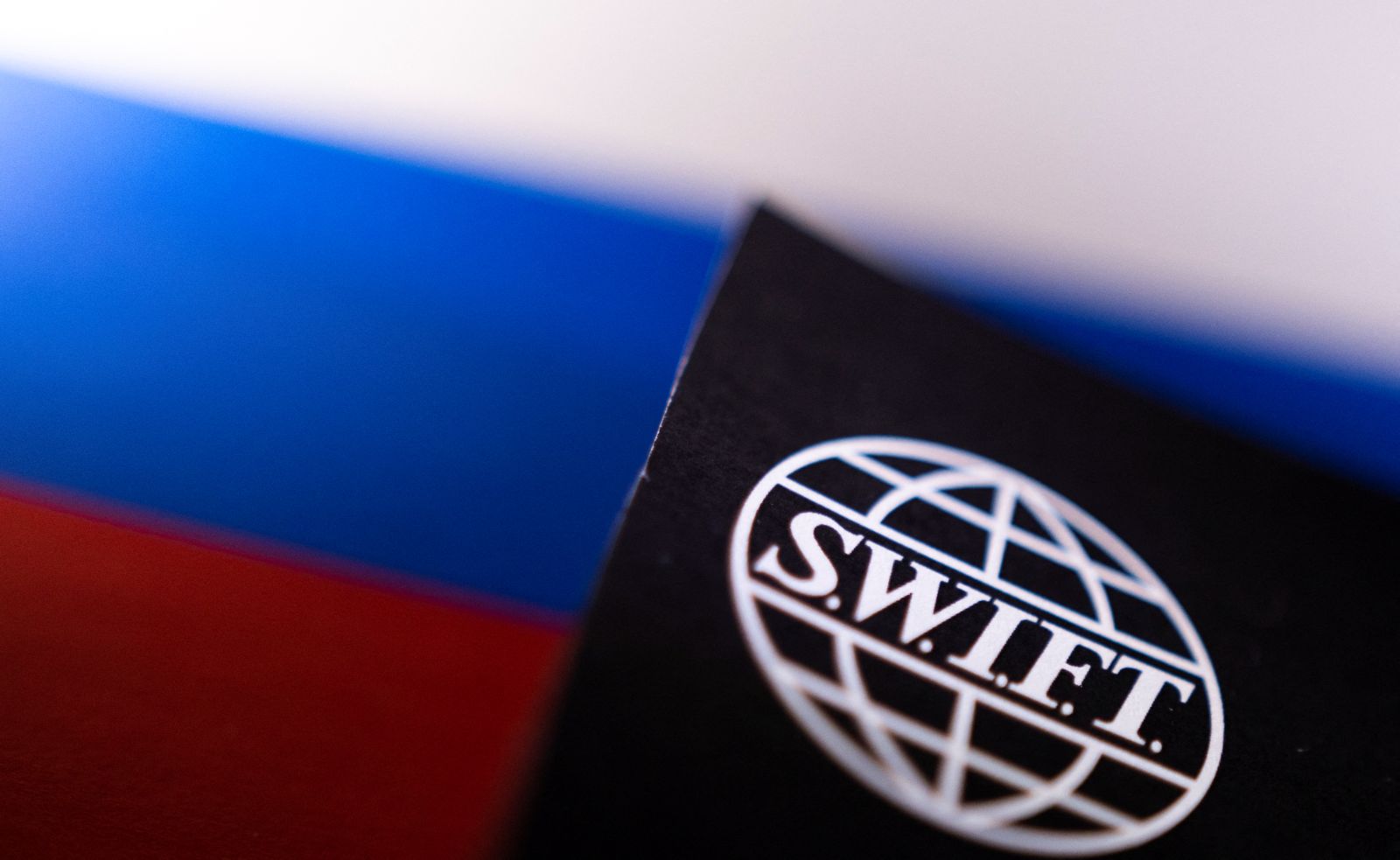 SWIFT kararı: Finansal bir nükleer silah mı?