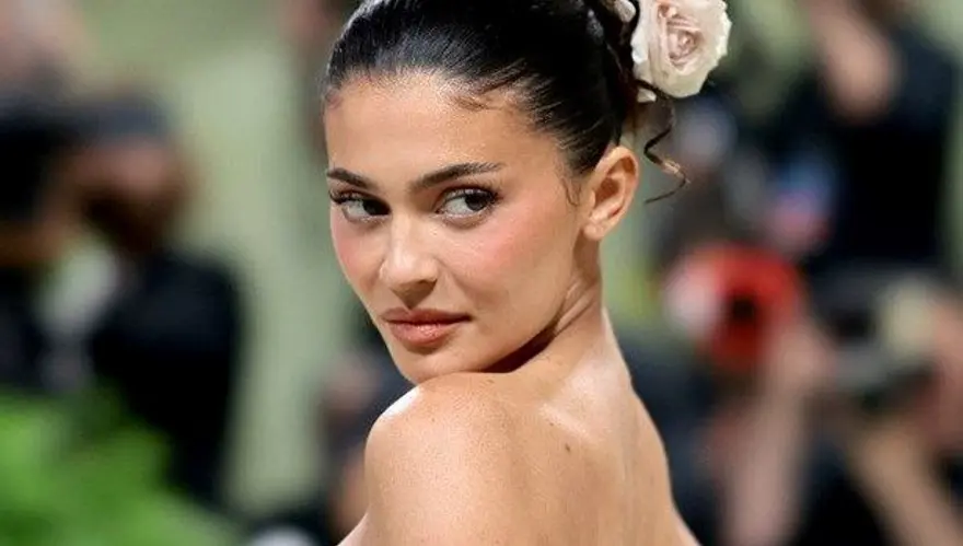 Kylie Jenner'a özel jet tepkisi Kylie Jenner'a özel jet tepkisi