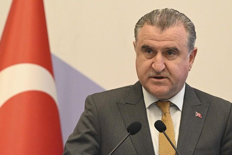 Bakan Osman Aşkın Bak'tan "Süper Lig 2025-2026 sezonu" paylaşımı