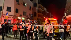 İsrail'in başkenti Tel Aviv'e İHA saldırısında bir kişi öldü İsrail'in başkenti Tel Aviv'e İHA saldırısında bir kişi öldü