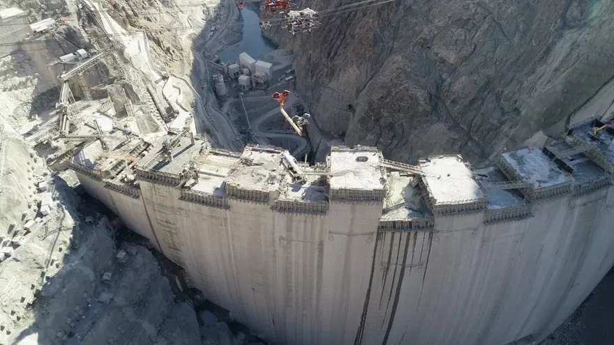 Yusufeli Barajı'nda son 16 metre Yusufeli Barajı'nda son 16 metre