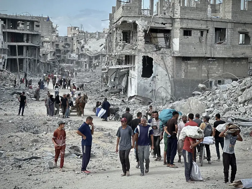 Gazze'ye acılı dönüş: On binlerce Filistinli'yi harabe kent bekliyor 19