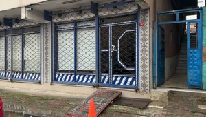 Sahte alkolden son 48 saatte 23 ölüm: Su şişelerinin içinde 30 liraya satmışlar! Sahte alkolden son 48 saatte 23 ölüm: Su şişelerinin içinde 30 liraya satmışlar!