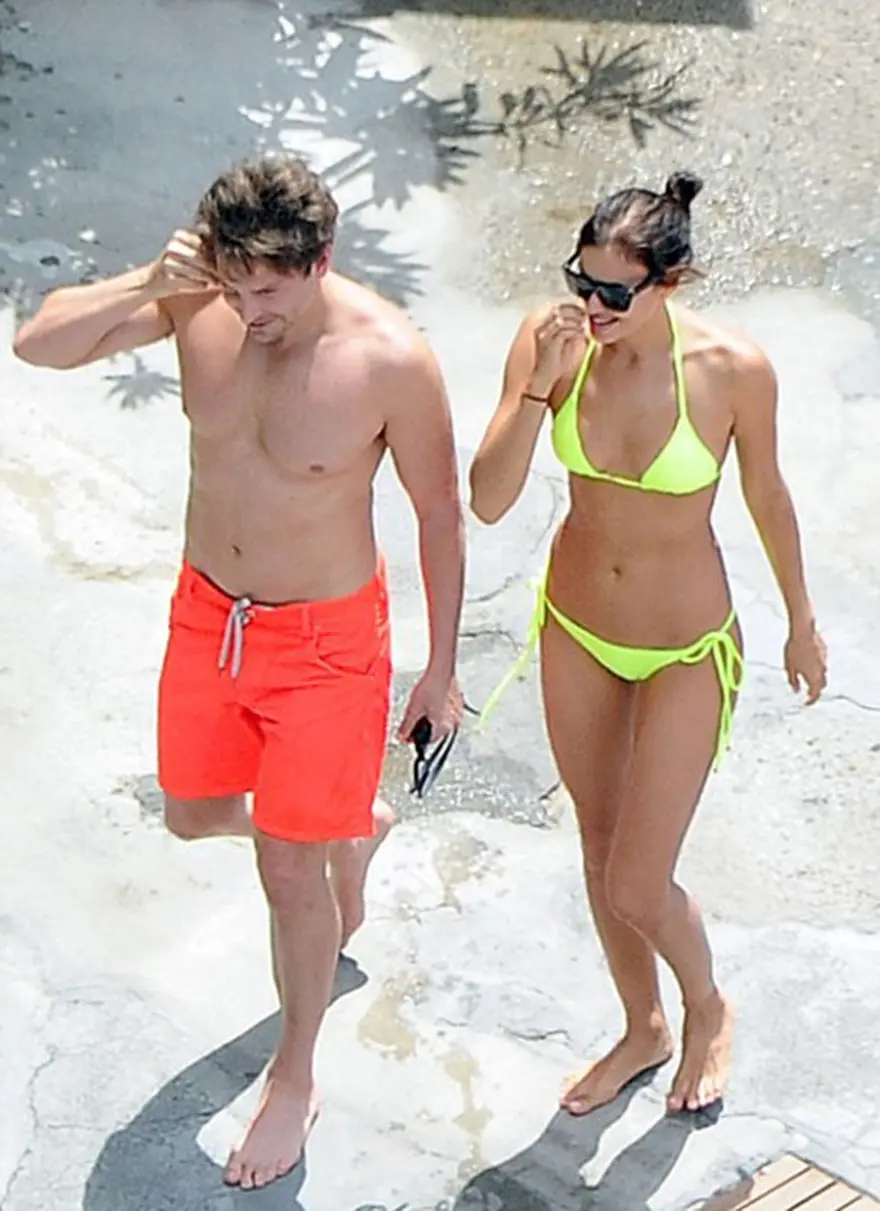 Bradley Cooper ve Irina Shayk tatile doymuyor 7