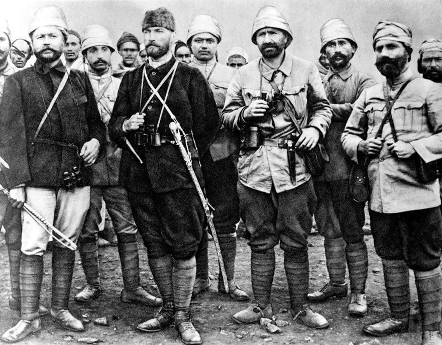 Cumhuriyet 102 yaşında! Dijital restorasyonla yenilenmiş 100 Atatürk fotoğrafı 98