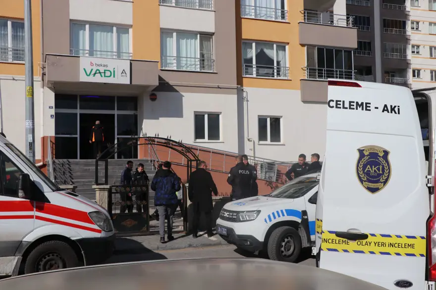 Kayseri'de hareketli dakikalar: 7 yaşındaki oğlunu vurup kendini eve kilitledi 10