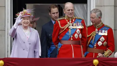 Kriz İngiliz kraliyet ailesini vurdu