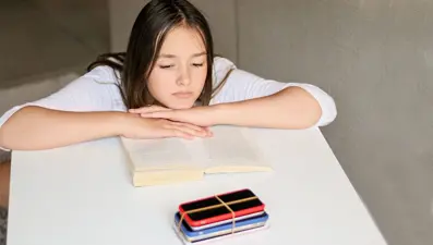 Ekrana bakmayacak kişiler aranıyor: 24 saatliğine 17 bin lira