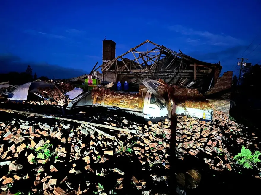 New York’u hortum vurdu: 1 kişi öldü, acil durum ilan edildi 4