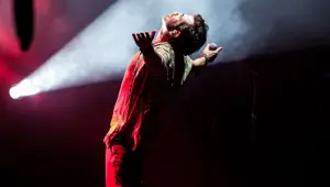 Arabalı Açıkhava konserleri Kenan Doğulu ile başladı Arabalı Açıkhava konserleri Kenan Doğulu ile başladı