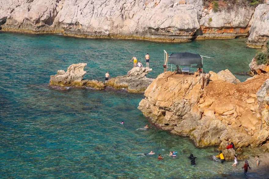 "GİZLİ CENNET GİBİ" 3