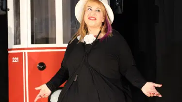Ethel Mulinas’ın hastanede yazdığı oyun tiyatro sahnesinde