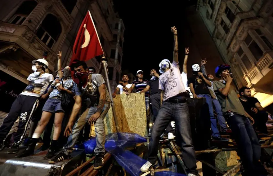 Taksim'de gerginlik 78