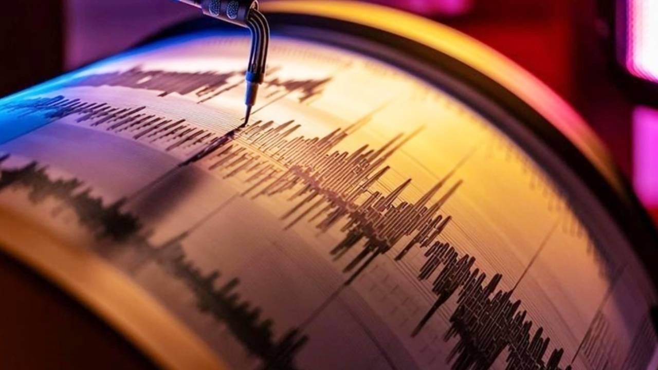 Gökçeada açıklarında 5,2 büyüklüğünde deprem