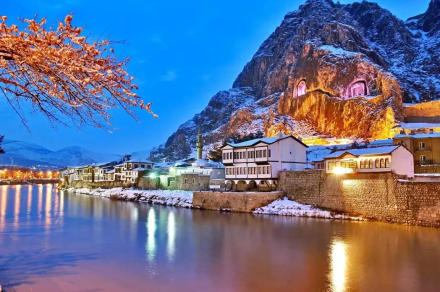 AMASYA'NIN NEHİR GÜZELLERİ 2 AMASYA'NIN NEHİR GÜZELLERİ 2