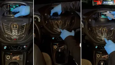 Polis kilit tuşuna basılı tuttu, gizli bölme açıldı