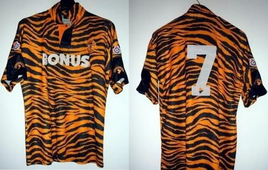 6. Hull City 1992-93 5