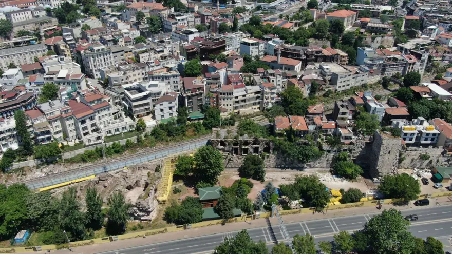 1610 yıllık Bukoleon Sarayı'nda restorasyon çalışmaları başlatıldı 11