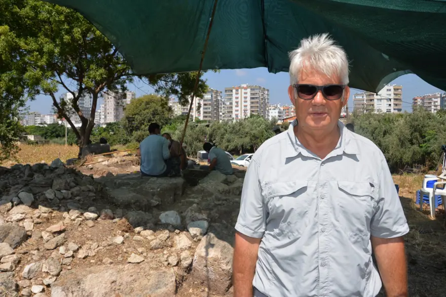 Astronominin kurucusu Aratos'un anıt mezarı için Soli Pompeiopolis'de kazı çalışmaları başladı 2 Astronominin kurucusu Aratos'un anıt mezarı için Soli Pompeiopolis'de kazı çalışmaları başladı 2