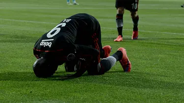 Demba Ba'dan ayetli paylaşım