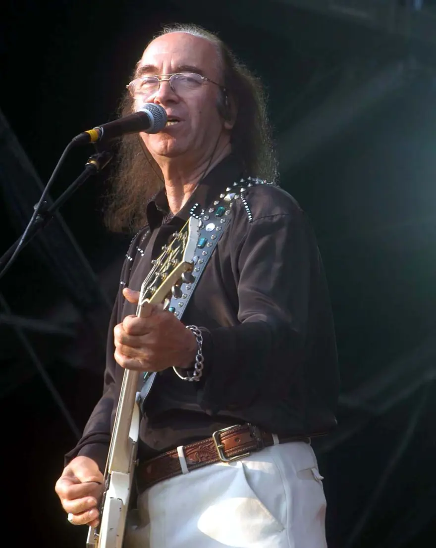 Rock müziğinin efsanesi Erkin Koray 82 yaşında hayatını kaybetti | Siyasilerden taziye mesajları 11