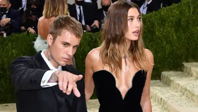 ''Justin Bieber'ın 31 milyon dolarlık borcunu eşi ödeyecek''