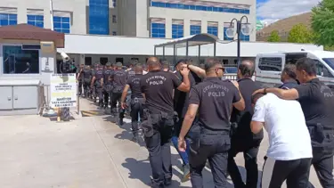 Ankara'da tehditle haraç kesen çeteye operasyon: Avukatlar da var