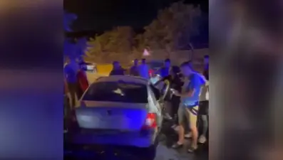 Refüjü aşıp karşı şeride geçti: 5 yaralı