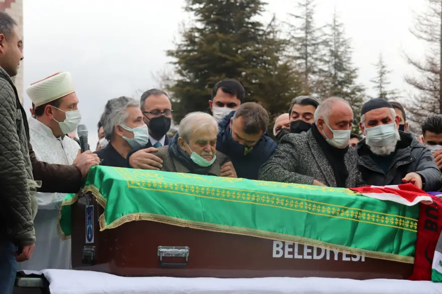 Ahmet Çalık son yolculuğuna uğurlandı 5