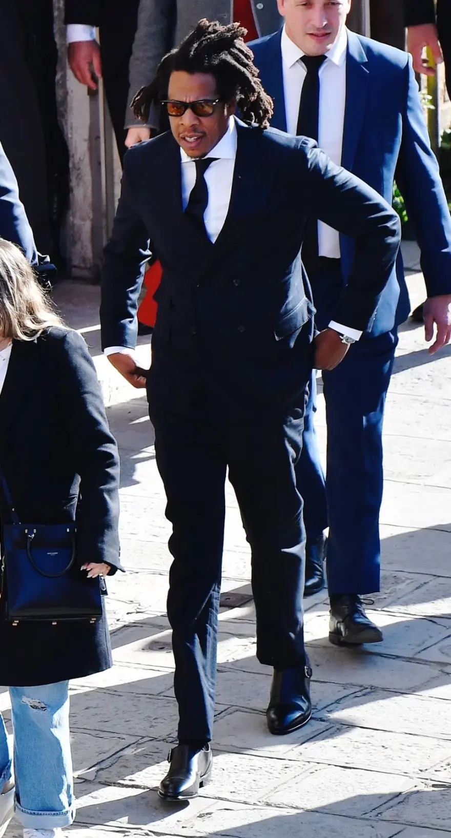 Dünyanın en zengin üçüncü kişisinin oğlu AlexandreArnault evlendi 16 Dünyanın en zengin üçüncü kişisinin oğlu AlexandreArnault evlendi 16