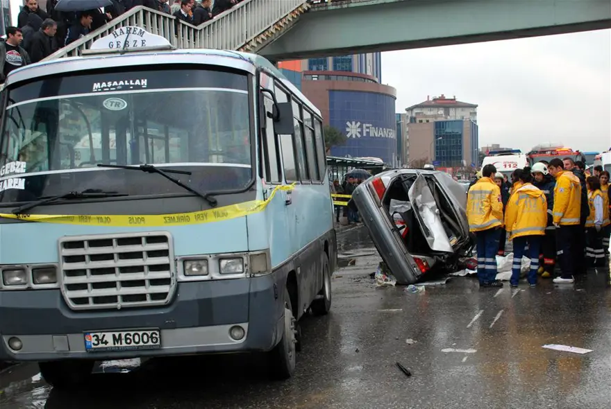 Otobüs beklerken... 6 Otobüs beklerken... 6