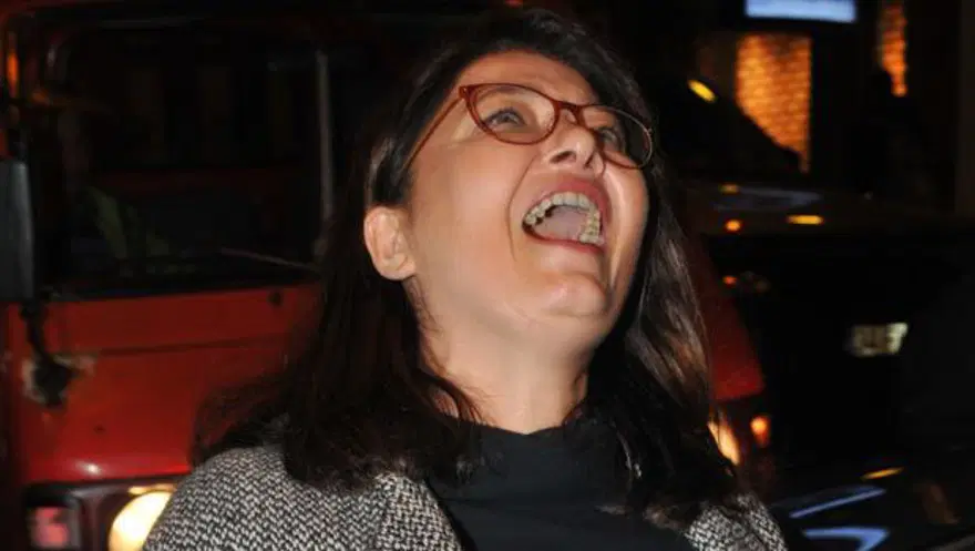 NURGÜL YEŞİLÇAY 67