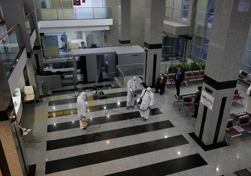 Meclis'te Corona virüs için dezenfeksiyon yapıldı 10