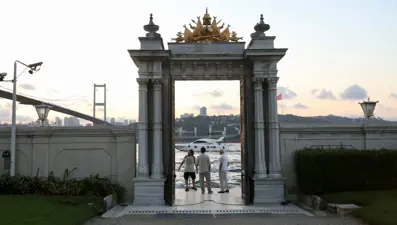 Dolmabahçe Sarayı nerede? Dolmabahçe Sarayı'na nasıl gidilir?