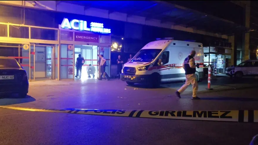 Bahçelievler Devlet Hastanesi'nde silahlı saldırı: Yaralılar var 6