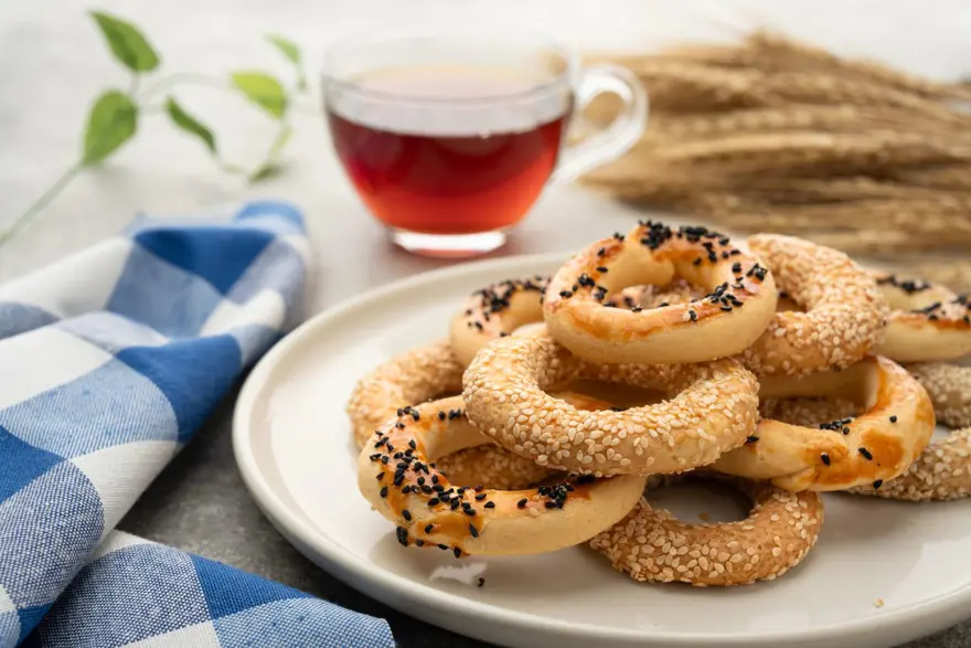 KANDİL SİMİDİ TARİFİ: Kandil simidi nasıl yapılır, malzemeleri ve tarifi; Pastane usulü kandil simidini evde yapmak çok kolay KANDİL SİMİDİ TARİFİ: Kandil simidi nasıl yapılır, malzemeleri ve tarifi; Pastane usulü kandil simidini evde yapmak çok kolay