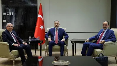 Dışişleri'nde üçlü zirve