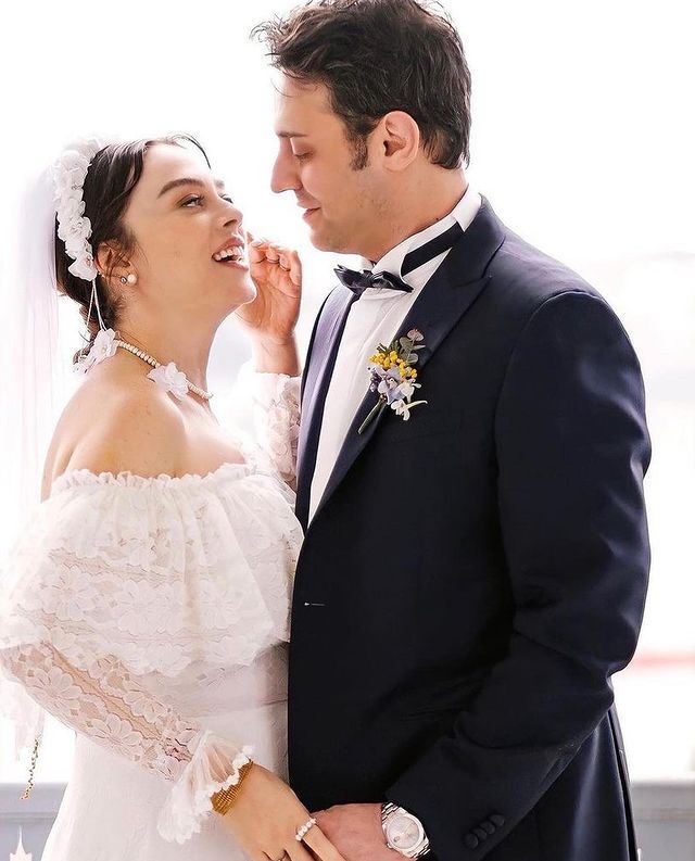 Demet Evgar ile Levent Babataş evlendi