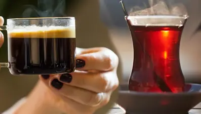 Çay mı, kahve mi? Felç geçirmeye neden olduğu açıklandı