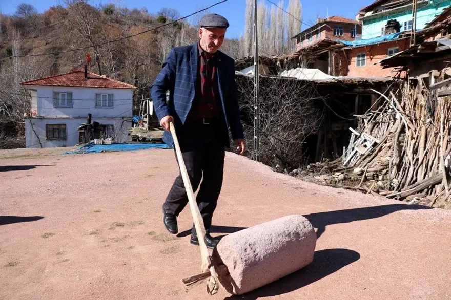 İç içe 35 ev! Burası Nepal değil Manisa 3