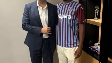 Trabzonspor, Simon Banza'ya formayı giydirdi