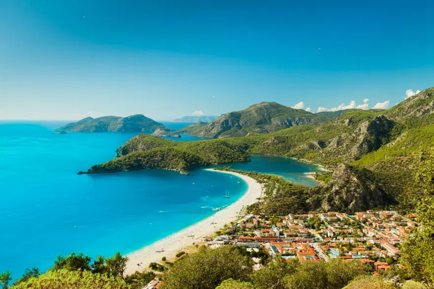 yaz tatilinde tercih edilen yerler, en çok tercih edilen tatil yerleri, en çok gidilen tatil rotaları, bodrum, çeşme, alaçatı, fethiye 2