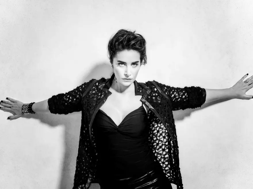 INSTAGRAM HESABINI GÖSTERDİ 3