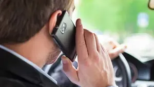 "Cep telefonunu kalbinizden ve beyninizden uzak tutun"