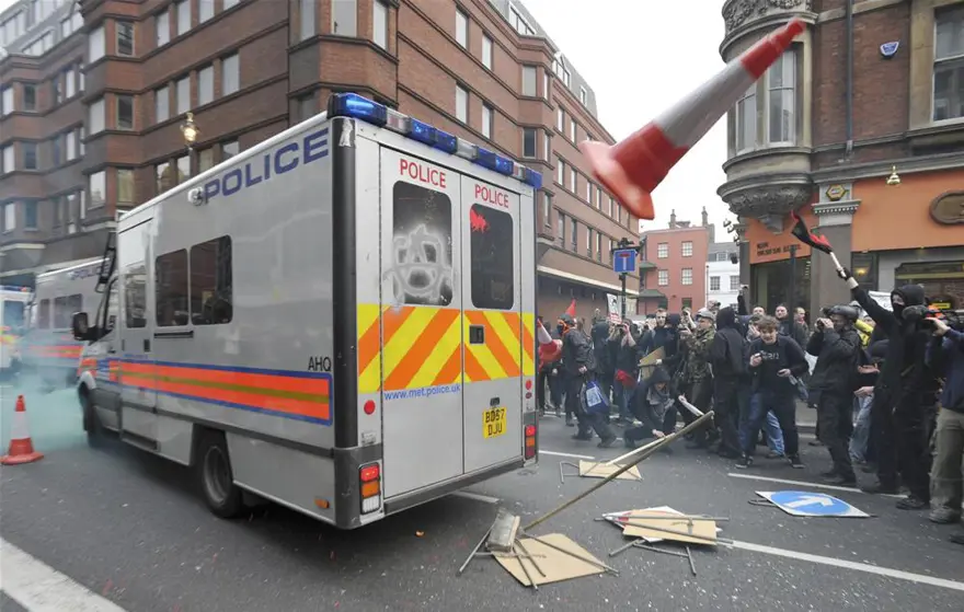 Bu kez Londra karıştı 17